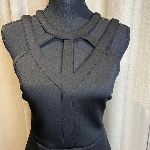 Guess Black Bodycon Cutout Cocktail Dress Size 4 - Picture 3 of 15